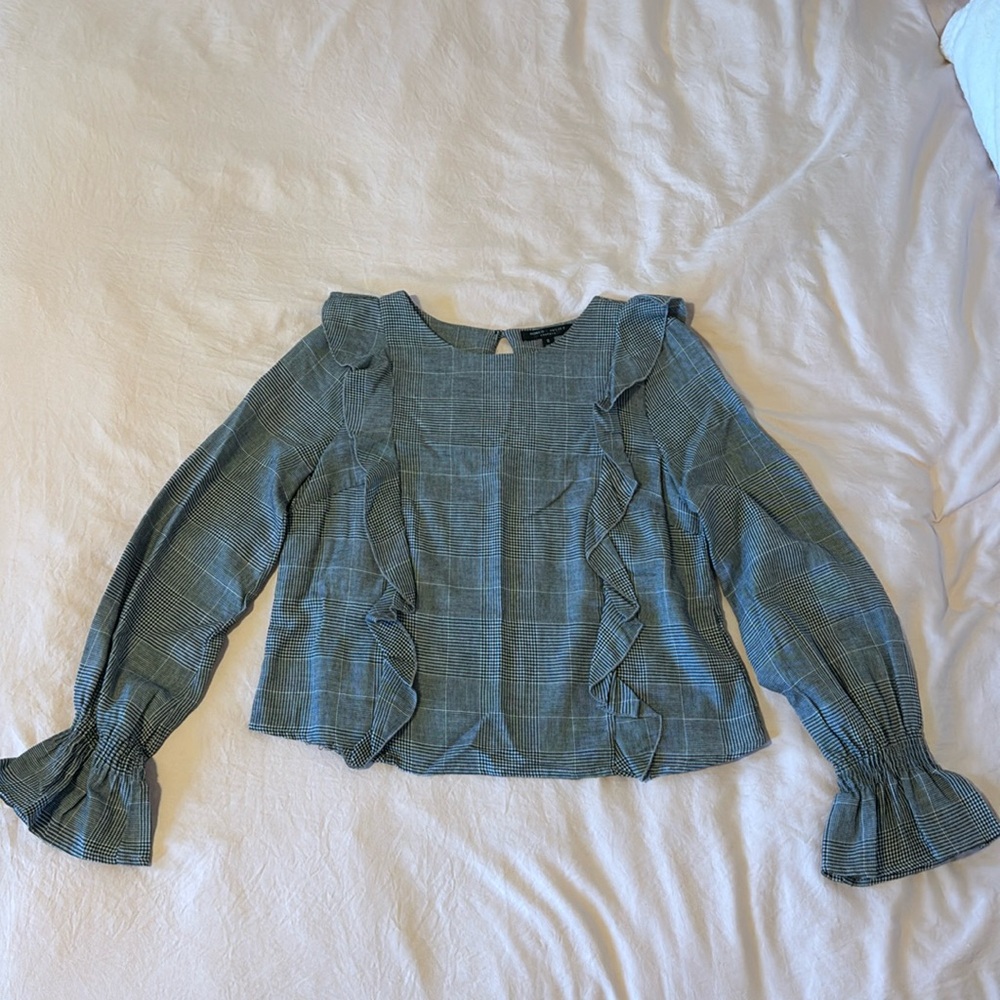 Romeo & Juliet Couture Long Sleeve Shirt